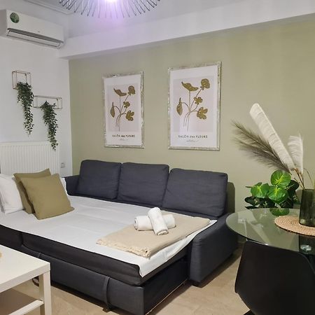 Apartment In The Heart Of The City 3A Larissa Exterior photo