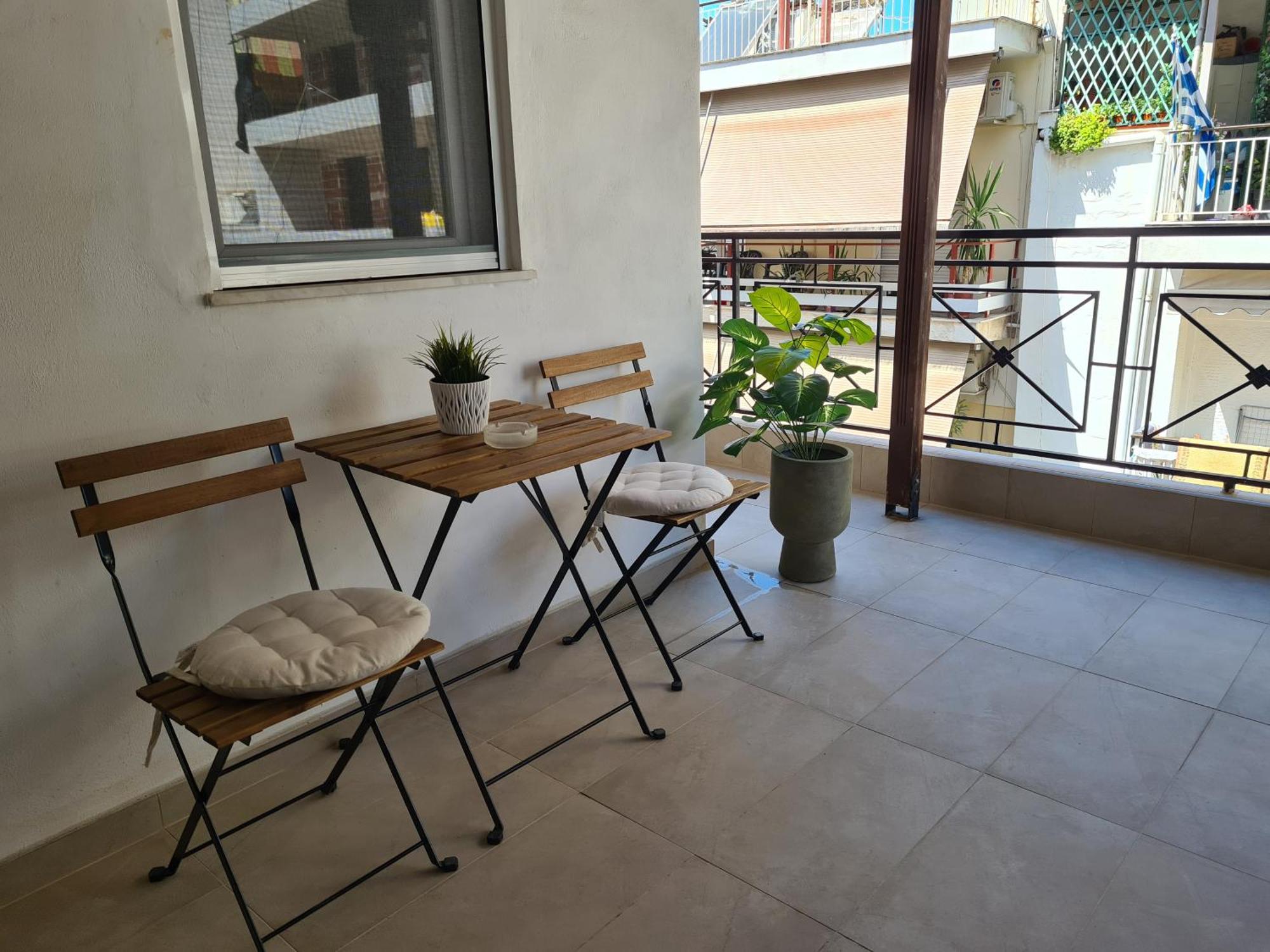 Apartment In The Heart Of The City 3A Larissa Exterior photo